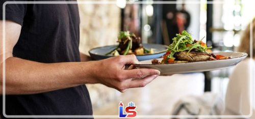 آموزش حرفه ای نحوه سرو غذا در رستوران 19 شیوه-سرو-غذا-در-رستوران